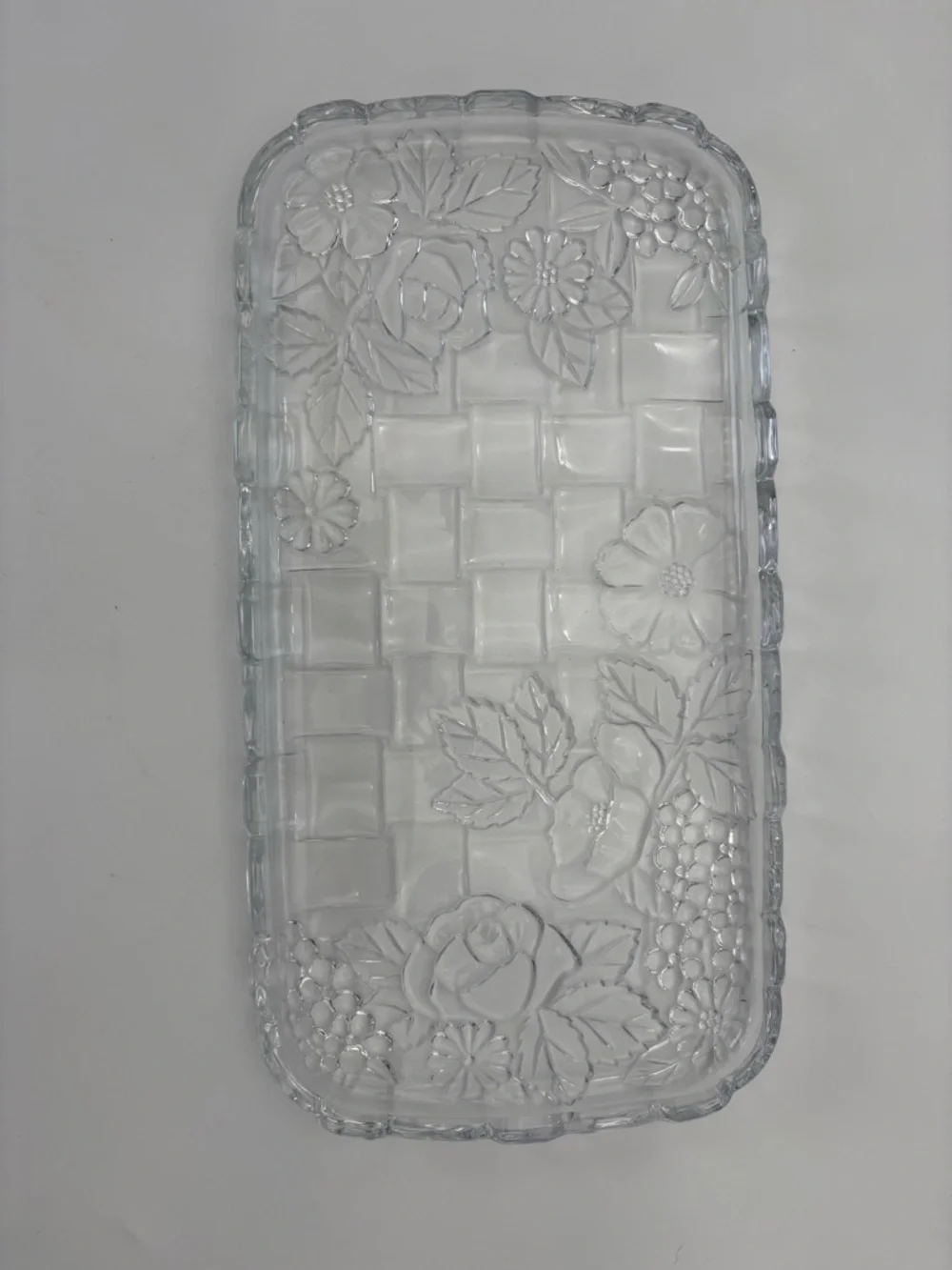 Gorgeous Clear Glass Snow Flower and Basket-Weave Rectangular Tray